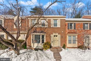 9660 MASTERWORKS DR, Vienna, VA 22181