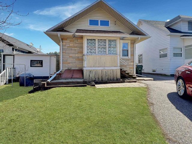 207 West Street, Wonewoc, WI 53968