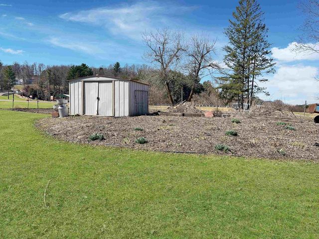 207 West Street, Wonewoc, WI 53968