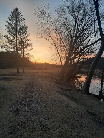 207 West Street, Wonewoc, WI 53968