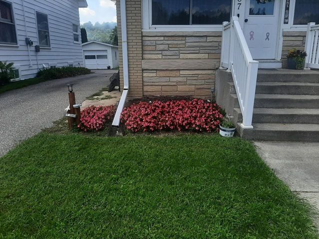 207 West Street, Wonewoc, WI 53968