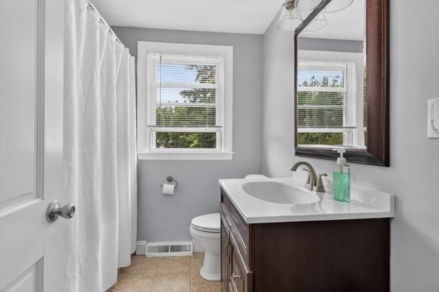 15 Russell Rd, Whitman, MA 02382