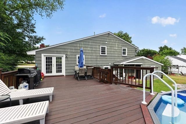 15 Russell Rd, Whitman, MA 02382