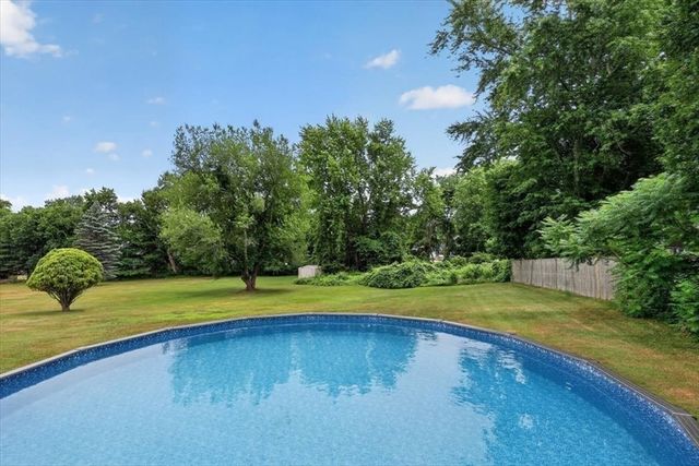 15 Russell Rd, Whitman, MA 02382