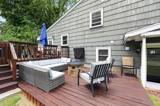 15 Russell Rd, Whitman, MA 02382