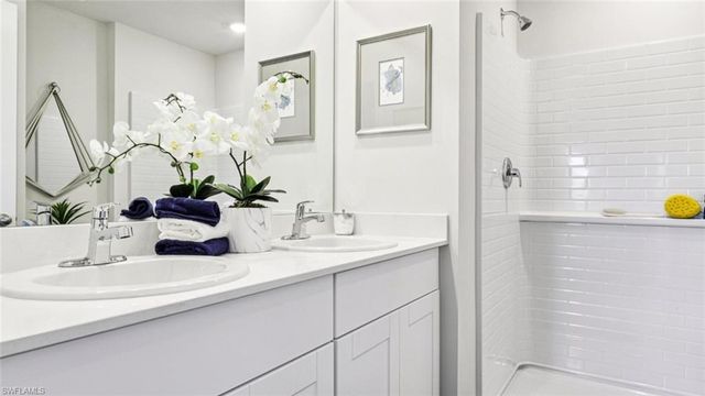 8034 CEDAR KEY WAY, Lehigh Acres, FL 33905