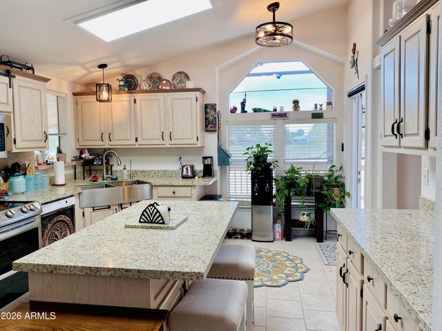 3901 E PINNACLE PEAK Road 384, Phoenix, AZ 85050