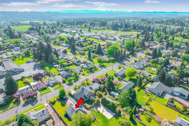 414 Sumner Avenue, Sumner, WA 98390