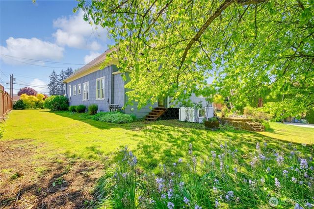 414 Sumner Avenue, Sumner, WA 98390