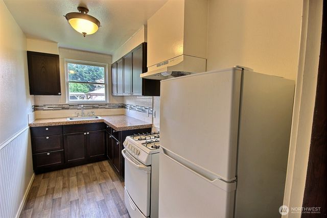 414 Sumner Avenue, Sumner, WA 98390