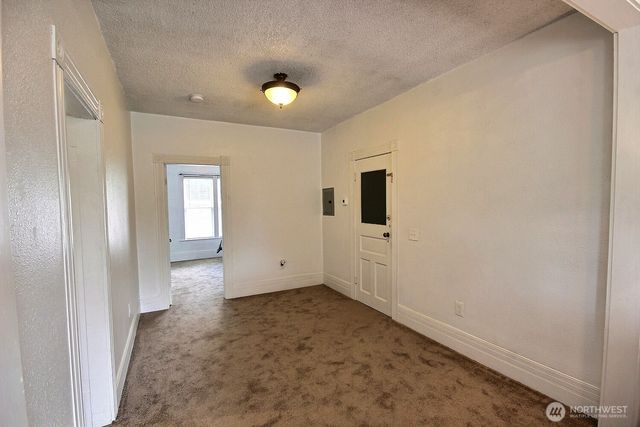 414 Sumner Avenue, Sumner, WA 98390