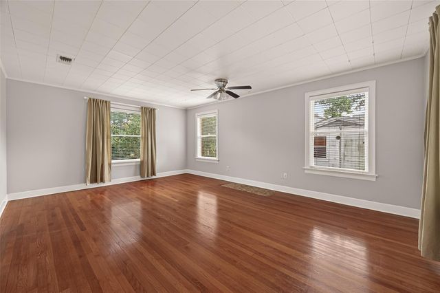 7128 Staffordshire Boulevard, Houston, TX 77030