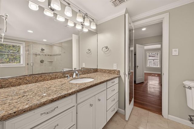 7128 Staffordshire Boulevard, Houston, TX 77030