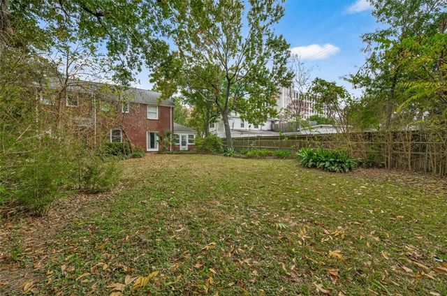 7128 Staffordshire Boulevard, Houston, TX 77030