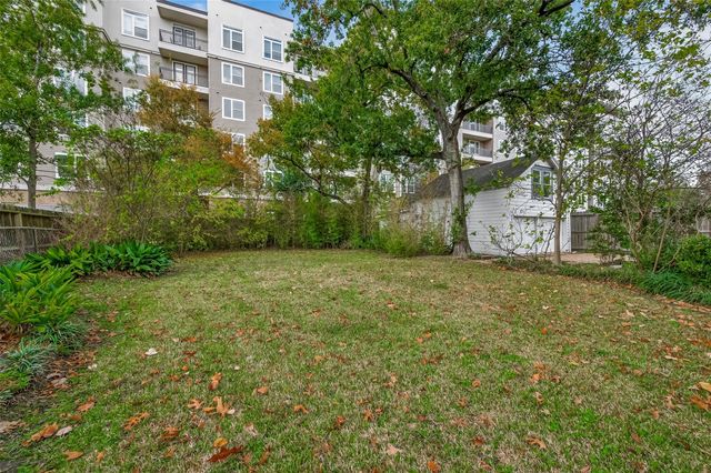 7128 Staffordshire Boulevard, Houston, TX 77030