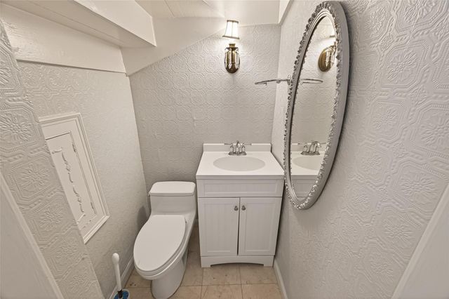 7128 Staffordshire Boulevard, Houston, TX 77030