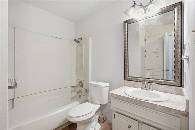 804 E 79th Street, Lubbock, TX 79404