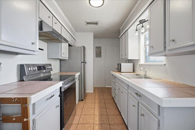 804 E 79th Street, Lubbock, TX 79404