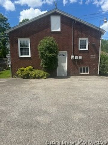 1014 E 10th Street, Jeffersonville, IN 47130