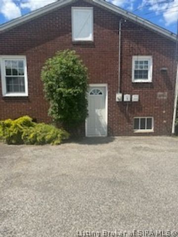 1014 E 10th Street, Jeffersonville, IN 47130