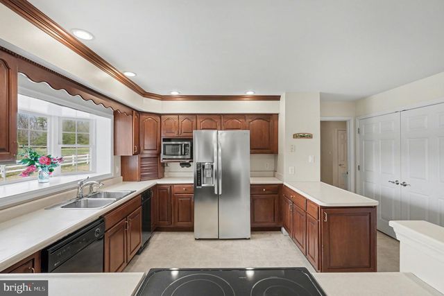 2383 RAPPAHANNOCK RD, Colonial Beach, VA 22443