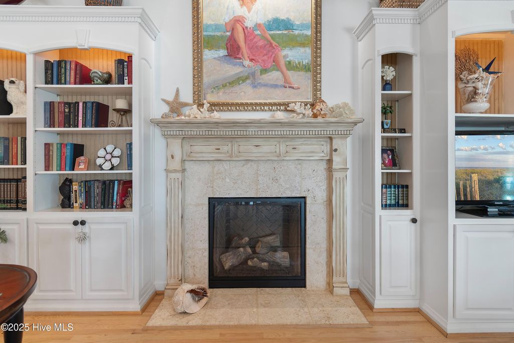 Image 10 of property listing at 50 Scotland Street, Ocean Isle Beach, NC 28469