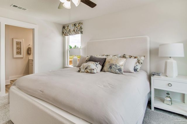 4539 Tenpence Cir, Pace, FL 32571