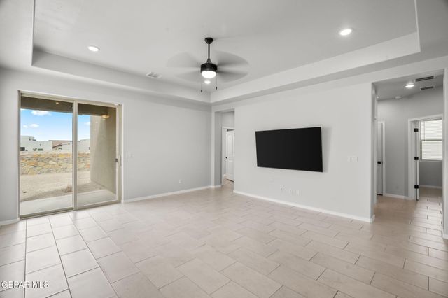 393 COLEFORD Lane, El Paso, TX 79928