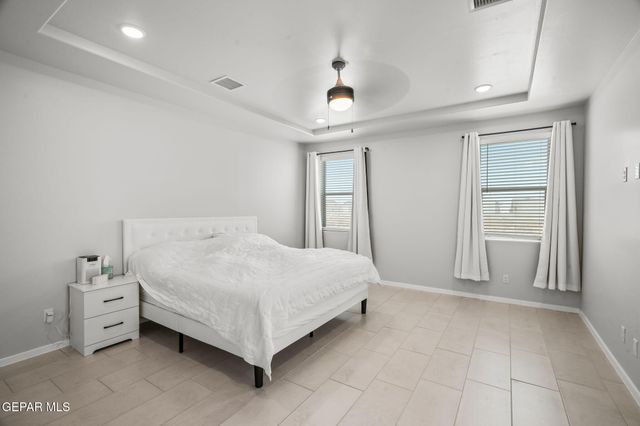 393 COLEFORD Lane, El Paso, TX 79928