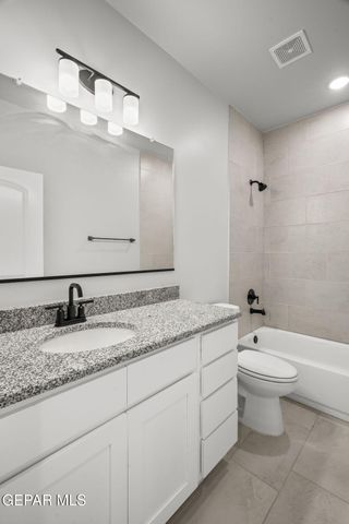 393 COLEFORD Lane, El Paso, TX 79928
