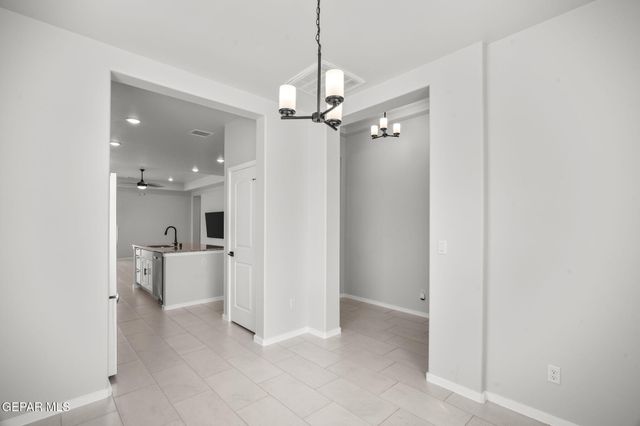 393 COLEFORD Lane, El Paso, TX 79928