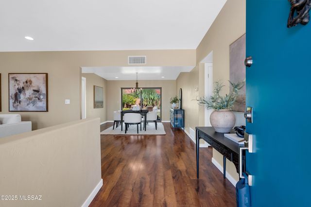 1621 E Placita Pluma, Tucson, AZ 85718