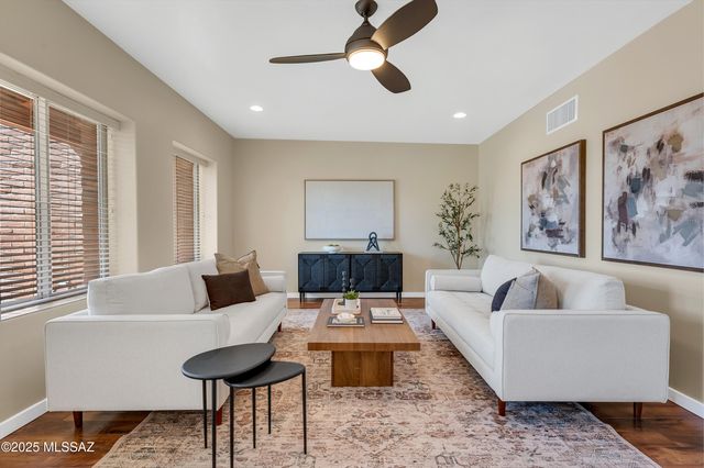 1621 E Placita Pluma, Tucson, AZ 85718