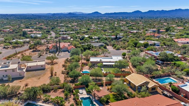 1621 E Placita Pluma, Tucson, AZ 85718