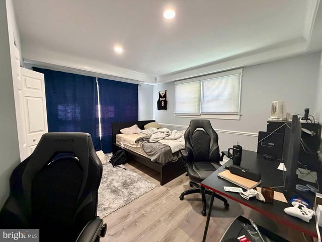 405 CENTRAL AVE, Baltimore, MD 21204