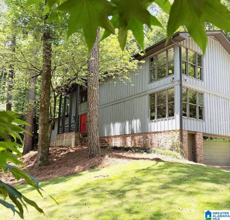 2658 DOLLY BROOK LANE, Vestavia Hills, AL 35243