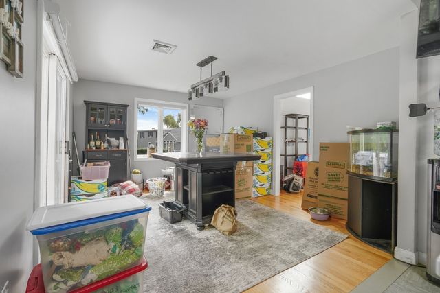 37 Slade St, Swansea, MA 02777