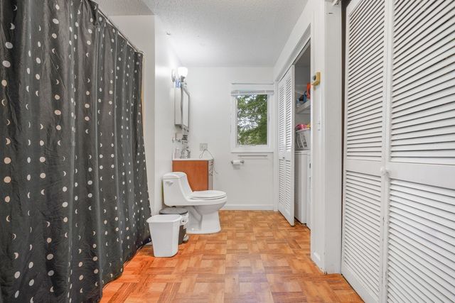 37 Slade St, Swansea, MA 02777