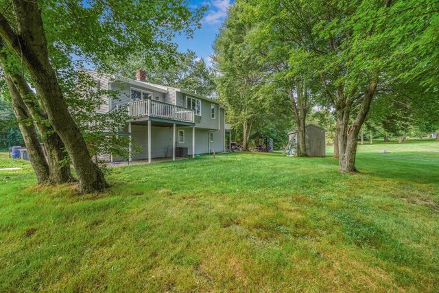 37 Slade St, Swansea, MA 02777
