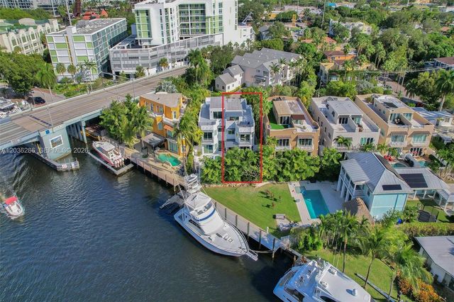 453 SW 5th Ave, Fort Lauderdale, FL 33315