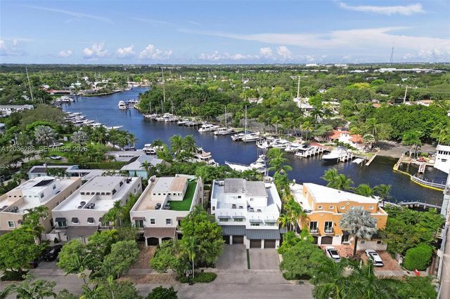 453 SW 5th Ave, Fort Lauderdale, FL 33315