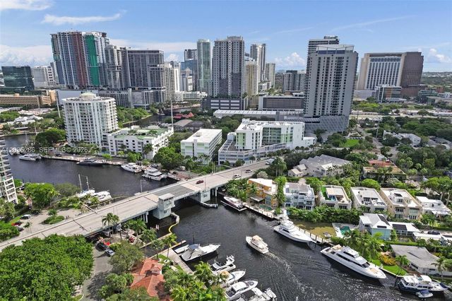 453 SW 5th Ave, Fort Lauderdale, FL 33315