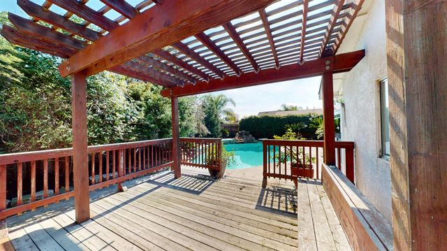 1142 Mammoth Dr, Manteca, CA 95337