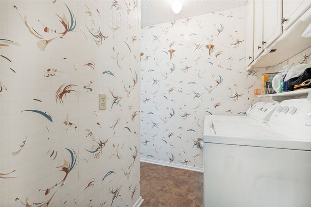 4700 Creekside Drive, Arlington, TX 76013