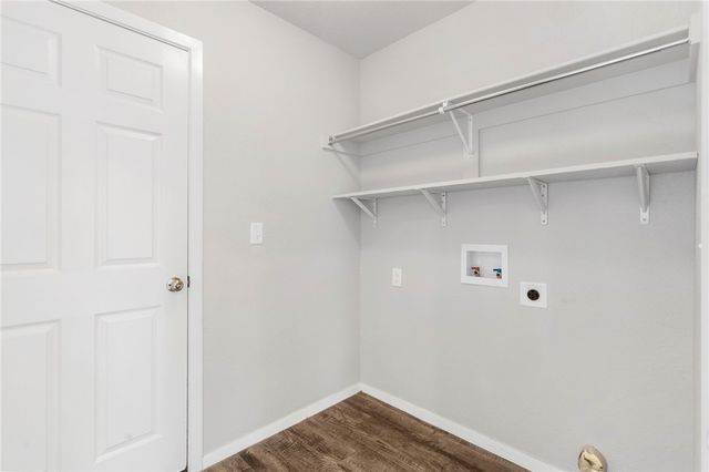 1721 Hermitage Drive, Centerton, AR 72719