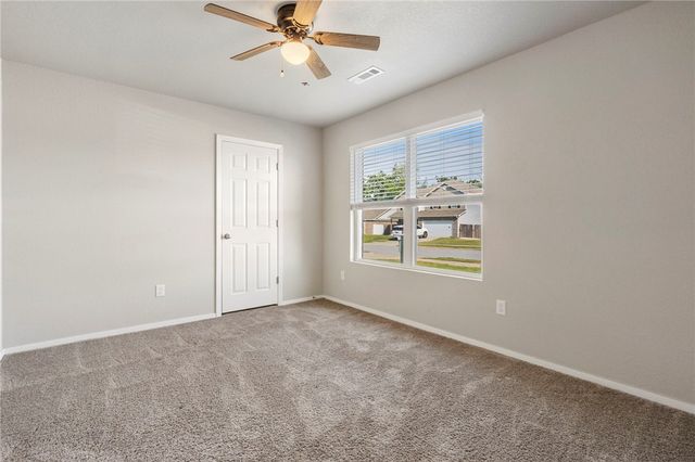 1721 Hermitage Drive, Centerton, AR 72719