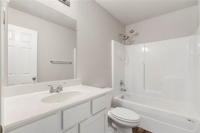 1721 Hermitage Drive, Centerton, AR 72719