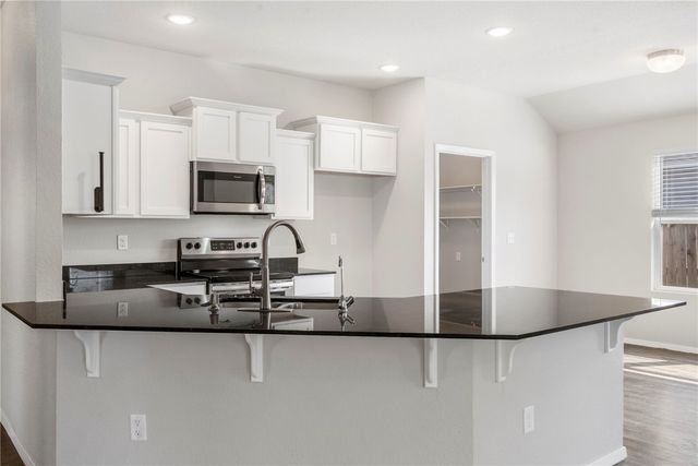 1721 Hermitage Drive, Centerton, AR 72719