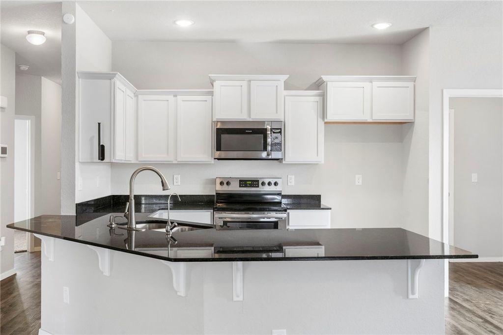 1721 Hermitage Drive, Centerton, AR 72719