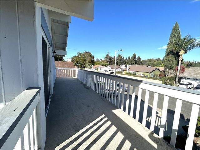 3475 Fuchsia, Costa Mesa, CA 92626
